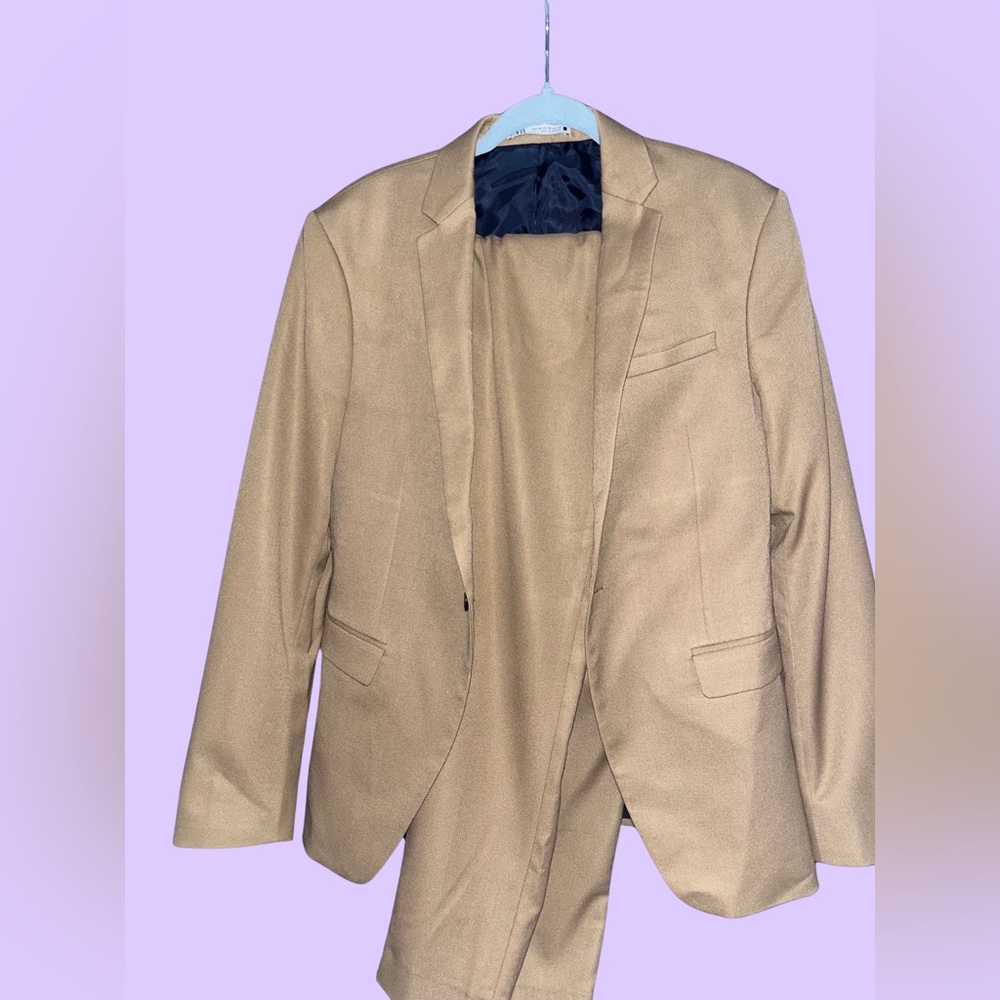 Zara Men’s Suit (Bottoms Included)
